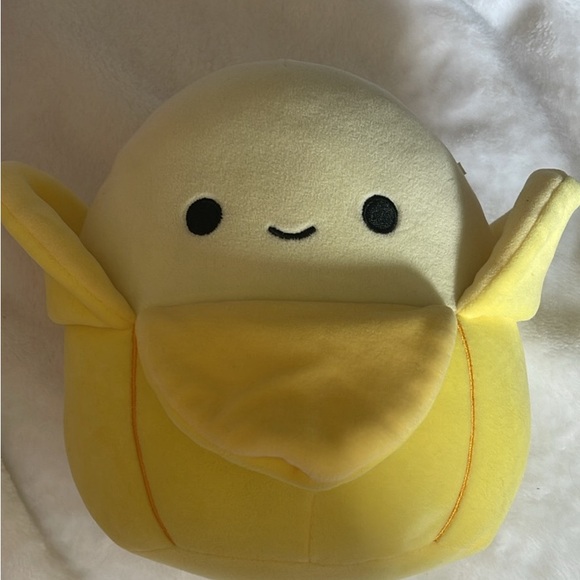 Juni banana squishmellow - Picture 1 of 1